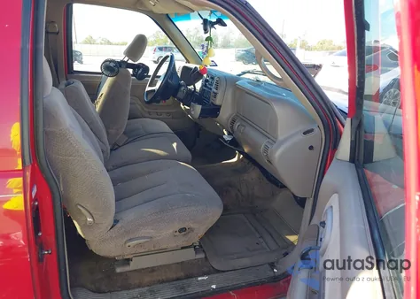 1999 Chevrolet C1500 Ls z USA, uszkodzony, nr VIN 1GCEC19R6XR140788